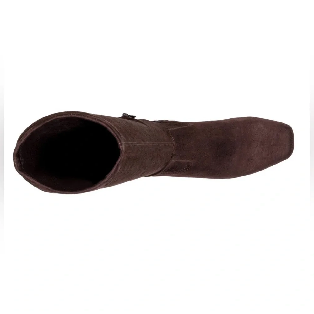 Donald Pliner Regina Brown Suede Boot Size 7 New